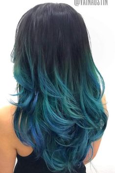 Short Hair, Blue Highlights: A Perfect Match Blue And Green Hair, Ombre Hairstyles, Blue Ombre Hair, Brown Ombre Hair, Turquoise Hair, Silver Blonde, Ombre Hair Color, Trik Fotografi