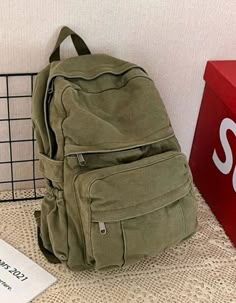 Green Backpack Aesthetic, Mochila Shein, Aesthetic Mochi, Army Backpack, Green Preppy, Green Backpack, Aesthetic Backpack, Denim Backpack, Green Backpacks