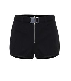 These black shorts fasten via 1017 ALYX 9SM's signature rollercoaster buckle, which was conceived by Mathew Williams's during a trip to Six Flags amusement park. Crafted in Italy from stretch cotton-blend twill, this utilitarian pair is cut to a slender silhouette with an exposed zip front. | Alyx Cotton-blend shorts Shorts Romper Outfit, Short Noir, Six Flags, 1017 Alyx 9sm, Short Rompers, Casual Everyday, Amusement Park, Black Shorts, Everyday Wardrobe