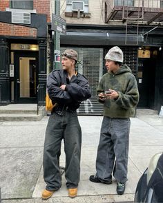 [ London streetstyle ~ Timberlands ~ MertaMerta ~ Baggy ~ FW24 ~ street fashion ~ mens clothing] Guys Streetwear Outfits, Ootd Men Streetwear, Workwear Fashion Men, Timbs Outfit, Timberland Outfit, Casual Outfits For Men, Modern Y2k