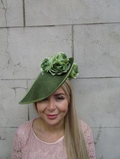 This hat is perfect for special occasions. Featuring pink roses  The bottom of the hat measures 30cm across at it's widest point. Perfect for races, weddings and special occasions! Made in the UK - custom orders are welcome and this design can be made in other colours :)   Many more items like this are available in our shop! Olive Green Fascinator, Wedding Guest Fascinators, Headband Wedding, Fascinator Hat, Short Wedding Hair, Hat Box, Fascinator Hats, Beautiful Hats, Green And Khaki