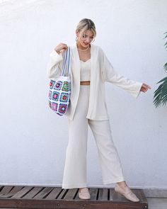 White Crochet Granny Square Shoulder Bag, Crochet Purse, Crochet Tote Bag, Retro Bag, Hippie Bag, Boho Bag, Summer Bag, Beach Bag, Fast Shipping with DHL express 3-5 in days. Linined inside 55% cotton- 45 % Pac Width : 40 cm Height : 39 cm Approximate height with bag handle : 66 cm ( Bag handle is strong) Retro Bags, Hippie Bags, Crochet Tote Bag, Crochet Tote, Boho Bag, Bag Handle, White Crochet, Crochet Purses, Crochet Granny