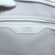 Brand: Louis Vuitton Model: Blair Color: White Material: Leather Inclusions: Shoulder strap Dimensions: W33cm x H24cm x D12cm Serial number: FL3102 Country of origin: France Condition: AB - good condition. The Louis Vuitton Blair 2 Way handbag in white Yvoire Epi leather offers a sophisticated and versatile design. The Epi leather provides durability and a refined texture, ideal for both everyday use and special occasions. Overall, the bag shows minor signs of wear with slight loss of shape and White Business Bags With Branded Hardware, Designer White Shoulder Bag For Business, Luxury White Business Bags, White Monogram Canvas Shoulder Bag With Branded Hardware, White Monogram Canvas Bag With Adjustable Strap, Luxury White Hobo Bag With Detachable Handle, Blair White, White Bag Louis Vuitton, Louis Vuitton Keepall White