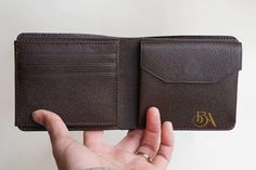 * DIMENSIONS: At 12 x 9.5 x 1.5cm or 4.72 x 3.74 x 0.6 inches when folded, our traditional men's wallet is light and compact yet boasts plenty of capacity. It was designed for the man on-the-go - the adult that appreciates handsome aesthetics, top-notch quality, functional and stylish design. * PREMIUM QUALITY LEATHER: Epsom Leather is a luxury leather. Because you deserve the best in quality, our wallet is made from premium top leather, which is equally luxurious as it is long-lasting. * ELITE Luxury Brown Wallet, Luxury Brown Trifold Wallet As Gift, Luxury Brown Trifold Wallet Gift, Luxury Smooth Grain Wallets As Gift, Wallet Aesthetic Men, Wallet Aesthetic, Wallet For Men, Card Case Wallet, Men's Wallet