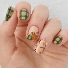 Fall Plaid Nails, Plaid Nail Art, Pumpkin Nail, Mickey Nails, Holloween Nails