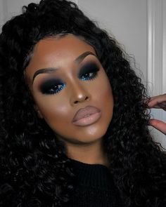 Blue Smokey Eye, Makeup For Black Skin, Interesting Videos, Beauty Make-up, Shop Makeup, Blue Eyeshadow, Looks Black