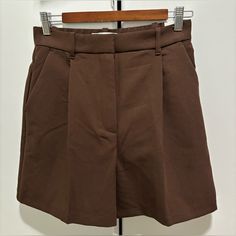 * Ships In 1-3 Business Days * Ultra High Rise Tailored Short Condition: Brand New! Color: Brown Size: Small Sku: 655620454 Comfortable 5 Inch (13 Cm) Tailored Shorts In An Ultra High Rise And Soft Structured Fabric, With Belt Loops, Pockets And Pleating Details. Chic Brown Short Bottoms, Chic Brown Short Length Bottoms, Chic Short Length Brown Bottoms, Workwear Shorts For Fall With Short Inseam, Fall Workwear Shorts With Short Inseam, Brown High-waisted Shorts With Belt Loops, Fitted Brown Bottoms With Short Inseam, Brown Shorts For Workwear, High Waist Brown Shorts With Belt Loops