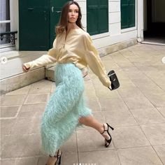 Sea Green Color Fringe Skirt Outfit, Business Casual Outfits Winter, Zara Midi Skirt, Skirt With Fringe, High Waist Midi Skirt, Sequin Midi Skirt, Sea Green Color, Statement Skirt, White Midi Skirt