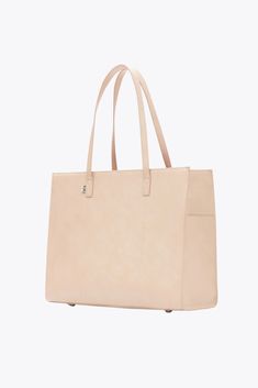 BÉIS 'The Large Work Tote' in Beige - Work Bag For Women & Laptop Bag Designer Laptop Bag, Tan Tote Bag, Beige Tote Bag, Beige Tote, After Work Drinks, Work Tote Bag, Laptop Bag For Women, Dog Clip, Work Tote