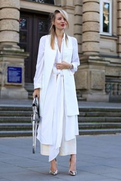 How to wear all white to the office 2017 Trends, Leonie Hanne, All White Outfit, White Outfits, White Fashion, Elegant Outfit, Outfits Casuales, Look Fashion, Spring Summer Fashion