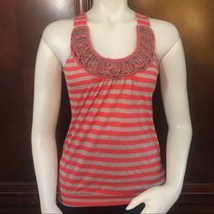 Nwot Finesse Beaded Sleeveless Top Beaded Decoration Around Neck Line Color: Red And Gray Size: Small Measured Laying Flat Bust: 29” Length: 25 1/4” Made In Usa Sparkly Tank Top, Orange Bodysuit, Cream Tank Top, Grey Beads, Hoodie Fits, White Crew Neck, Beige Top, Mock Neck Top, Flowy Tops