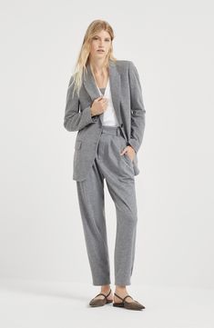 Jersey, the ultimate casual fabric, is combined with the precious natural fiber of cashmere. This new fabric is smooth, compact, soft and at the same time cozy. Zip closure with metal hooks and backing button Front pockets Back welt pockets Double pleat Deconstructed Blazer, Tuxedo T Shirt, Jersey Blazer, Cotton Poplin Shirt, Eyewear Womens, Boutique Online, Poplin Shirt, Silk Crepe, Tailored Trousers