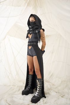 Assassin Rave Outfit, Psytrance Festival Outfit, Rave Fit Ideas, Countdown Outfit Rave, Dark Techno Outfit, Psytrance Outfit, Rave Belt, Halloween Festival Outfit, Rave Outfits Ideas