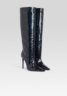 Indulge in the timeless elegance of the Lyra Leather Boot. Crafted with a sleek knee high silhouette, pointed toe, and stiletto heel, these boots add a touch of sophistication to any outfit. Perfect for elevating your style to new heights Leather upper Made in Italy 110mm heel height 16" shaft Edgy Fits, Navy Boots, Resort Chic, Corporate Chic, Bride Bachelorette, Bachelorette Party Bride, Italy Style, Chic Shoes, Rehearsal Dress