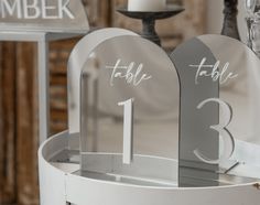 the table numbers are placed on top of each other