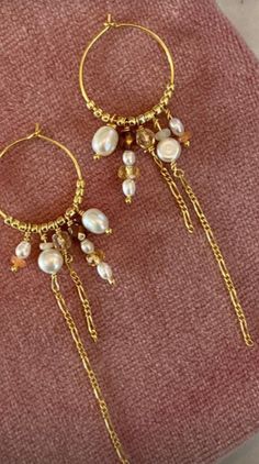 Handmade Jewellery Ideas, Handmade Jewelry Tutorials, Dope Jewelry, Gold Pearl Earrings, Handmade Wire Jewelry, Funky Jewelry, Jewelry Lookbook, Bijoux Diy