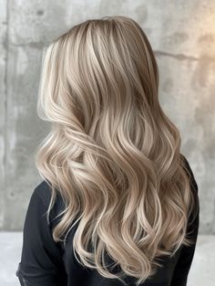 Blonde Highlights Pale Skin Blue Eyes, Milky Blonde Hair Color Ideas, Milky Blonde Hair, Beige Blonde Hair Color, Soft Blonde Hair, Cool Blonde Hair Colour, Beige Blonde Hair, Neutral Blonde