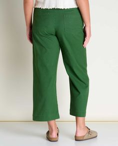 Who doesn’t love a wide leg pant? Roomy yet flattering, made with sustainable materials in an array of color options and with style to spare. Details Fit: Wide leg crop fit, Flex Form waistband for comfort, mid rise, 5 pocket styling, 26" inseam Feel: Soft, organic cotton canvas with TENCEL™ Lyocell and a bit of stretch for added comfort Features: Shank button closure with zip fly Fabric & Care Fabric Name: Earthworks Stretch Canvas 68% Organic Cotton, 30% TENCEL™ Lyocell, 2% Elastane Organic co Shank Button, Simple Tees, Wide Leg Pant, Sustainable Materials, Toad, Fabric Care, Wide Leg Pants, Stretch Canvas, Color Options