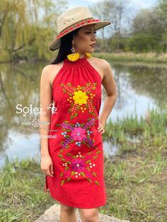 This Beautiful Halter Dress is the perfect Party dress. Its cute design and bold colors is the perfect combination, it also has elastic on the back for a tighter fit. The large florals are all hand embroidered which means the embroidered details vary On each dress, making them one of a kind. Purchase the earrings modeled here: https://www.etsy.com/es/listing/789091492/aretes-artesanales-pintado-a-mano-aretes?ref=listings_manager_grid Red Sleeveless Dress With Floral Embroidery, Red Sleeveless Embroidered Dress, Red Floral Embroidered Summer Dress, Red Floral Embroidered Dress For Summer, Red Floral Embroidered Beach Dress, Red Sleeveless Embroidered Dress For Beach, Fitted Sleeveless Mini Dress With Multicolor Embroidery, Red Embroidered Dress For Summer Vacation, Summer Vacation Red Embroidered Dress