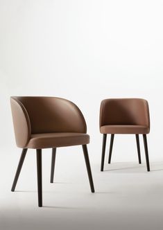 laurameroni customizable chair LV 101 in wood and leather Minimal Chairs, Minimal Furniture, Luxury Furniture Design