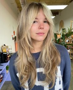 Gorgeous Long Face-Framing Shag for Straight Hair Long Shag Hairstyles, Κούρεμα Bob, Shaggy Long Hair, Long Shag Haircut, Fishtail Braid, Shag Hairstyles, Haircuts Straight Hair, Shag Haircut, Long Layered Hair