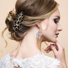 Size : 3.75" X 1.3" Dance Hair, Evening Cocktail Party, Gold Hair Comb, Prom Dance, Crystal Hair Comb, Dance Hairstyles, Golden Goddess, Bridal Gloves, Go Pink