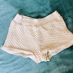 New Zara Cream Crochet Knit Shorts Size Large, Very Stretchy Fabric, Soft And Lightweight And Comfortable, Goes Well With Anything From Tanks To Sweatshirts To Blouses. Perfect Brand New Condition, Cute And Sexy. Gorgeous For Vacation Resort Wear. Fully Lined So No Show Through. White Pointelle Knit Bottoms, White Pointelle Knit Bottoms For Summer, White Pointelle Knit Bottoms For Spring, Summer Stretch Pointelle Knit Bottoms, White Open Knit Bottoms For Summer, Summer Pointelle Knit Bottoms, White Casual Bottoms With Crochet Trim, Casual White Bottoms With Crochet Trim, Casual White Knitted Bottoms