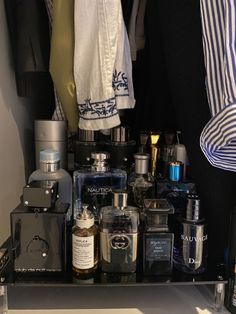 Mens Accessories Vintage, Fragrance Lab, Men Skin Care Routine, Perfume Collection Fragrance, 17th Birthday, Best Fragrances