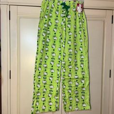 Old Navy Sanrio Hello Kitty St. Patrick’s Day Pajama Pants Size Medium New Women’s Size Medium New With Tags Hello Kitty St. Patrick’s Day Lucky Clover Print Sanrio Licensed Please View All Photos Before Purchasing. Cute Green Cotton Sleepwear, Green Sleep Bottoms With Elastic Waistband, Green Relaxed Fit Pants For Pajama Party, Green Spring Sleep Bottoms, Green Relaxed Fit Sleep Pants, Cute Green Cotton Bottoms, Cute Cotton Lounging Pants, Green Cotton Sleep Pants, Green Sleepwear Long Pants For Sleepover