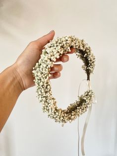 This item made dried Gypsophila flowers. The measure is 57 cm for adults but it can be justified be ribbon for smaller or bigger size and also you can tell me your head measure. NOTE: Dry gypsofilia will not be white as it was fresh it can go some creamy at the same time they can be folded but it is not a reason for whole image. Gypsophila Flower Crown, Gypsophilia Bridesmaids Hair, Babies Breath Flower Crown, Gypsophila Crown, Gypsophila Hair Pin, Gypsophila Bouquet, Gypsophila Flower, Bridesmaid Headpiece, Gypsophila Wedding