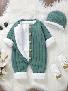 Baby Boy Button Through Thermal Lined Knit Jumpsuit & Hat Green   Long Sleeve Knitwear Colorblock,Plain  Medium Stretch  Newborn Baby Clothing, size features are:Bust: ,Length: ,Sleeve Length: Baby Boy Sweater, Newborn Mom, Pull Bebe, Baby Boy Dress, Baby Knitwear, Crochet Baby Shoes, Knit Jumpsuit, Baby Outfits Newborn, Baby Outfits