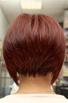 Bing : short hair cuts for women. Saw this cut on someone at a festival and I love it! May be what I do when I cut my hair. Wedge Haircuts, Wedge Haircut, Wedge Hairstyles, Inverted Bob Hairstyles, Popular Short Hairstyles, Haircut Pictures, Best Short Haircuts