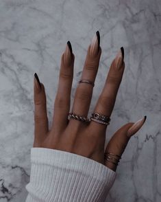 Amazing Latest nail art designs/Unique nail polish different nail cutting ideas to try in 2k23 Unghie Sfumate, Nagellack Trends, Edgy Nails, Almond Nails Designs, Almond Acrylic Nails, Neutral Nails, Luxury Nails, Fire Nails