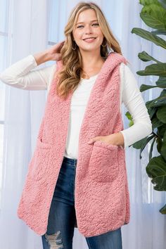 Stay warm and stylish this winter with our women's oversized hooded sherpa fleece vest, featuring a cozy fit and practical pockets. Cozy Vest, Outfit Oversize, Womens Boho Dresses, Burgundy Outfit, Shirt Blouses Women's, Long Vest, Long Vests, Outfits With Hats, Fleece Vest