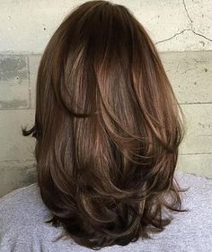 Thick Hair Cuts, Medium Layered Haircuts, Layered Hairstyles, Medium Length Hair With Layers, Haircut Styles, Wavy Hairstyles, Funky Hairstyles, Girl Haircuts