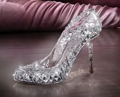 This is AMAZING!!!!!!!! Glass Shoes, Disney Shoes, High Heels Boots, Prom Shoes, Gorgeous Shoes