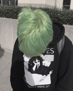 Paramore Hair, Green Hair Men, Pastel Green Hair, Mint Green Hair, Soft Grunge Hair, Mint Hair, Shot Hair Styles, Dye My Hair, Hair Dye Colors