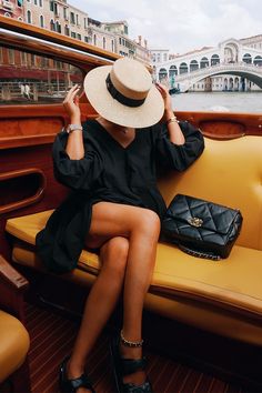 Black Girls Luxury Lifestyle, Lorna Luxe, Classy Lifestyle, Luxury Lifestyle Women, Fashion 90s, Rich Girl Aesthetic, Rich Girl Lifestyle, Luxury Lifestyle Dreams, Luxe Life