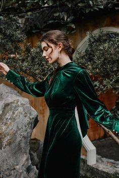 Bridesmaid Dress Velvet, Velvet Green Dress, Velvet Wedding Dress, Velvet Long Dress, Emerald Green Velvet Dress, Velvet Long Sleeve Dress, Velvet Bridesmaid Dress, Velvet Formal Dress, Long Sleeve Dress Winter