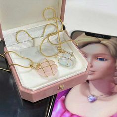 Accessoires Barbie, Cadeau Parents, Friendship Necklaces, Stone Pendant Necklace, Rose Quartz Crystal, Mua Sắm, Love Necklace, Crystal Heart, Pink Crystal