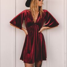 Super Cute And Comfortable. Great For Holiday Parties. S, M Or L Nwt Mini Velvet Dress, Up Girl, Looks Vintage, Velvet Dress, Empire Waist, Fashion Inspo Outfits, Dress To Impress, Chic Style, Boho Fashion