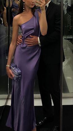 Purple Reception Dress, Purple Reception, Robes Glamour, Long Evening Dress, Elegant Party Dresses, Reception Dress, Dress Purple, Mode Inspo, Glam Dresses