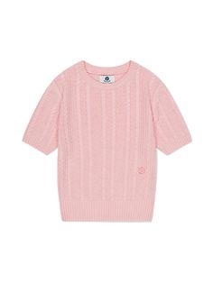 This light and cool cotton cable-knit short-sleeve sweater that you can wear comfortably during Summer season. It has standard cropped silhouette for trendy and slim fit. - Crew neck- Flory embroidered wappen at front- Ribbed edge- Short sleeves- Cropped length Knit Short, Knit Shorts, Short Sleeved Sweaters, Summer Season, Sleeve Sweater, Cable Knit, Knitwear, Cable, Short Sleeves