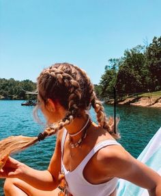 Braid Ideas, Hair Stylies, Hair Braid, Lake Pictures, Insta Inspo, Pretty Hair, Volleyball Hairstyles, French Braid, Grunge Hair