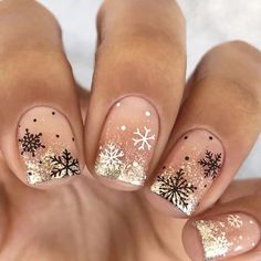 PRICES MAY VARY. Christmas Press on Nails: Snowflake press on nails with gold glitter pattern make you look more charming. Easy to create a Christmas happy atmosphere during Christmas time. Package Include: You will receive 24pcs christmas fake nails, 24pcs double-side glue stickers, 1pcs nail file, 1 wooden stick, don’t need to purchase anything else. High Quality: These short press on nails with designs are made of healthy ABS material, they have no odor and will not harm your body or nails. N Christmas Stamp Nails, Winter Nail Art Short Nails, Snowflakes Nail Art, Short Snowflake Nails, Snowflake Glitter Nails, Snowflake Nails Short, Christmas Snowflake Nails, Christmas Snowflakes Nails, Snowflake Nail Design