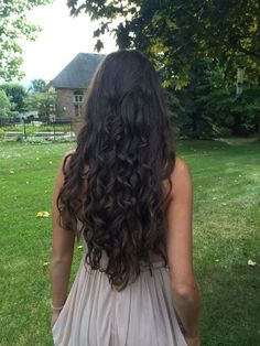 Pelo Ondulado Natural, Addie Larue, Long Wavy Hair, Dream Hair, Aesthetic Hair, Dark Hair, Pretty Hairstyles, Wavy Hair, Hair Looks