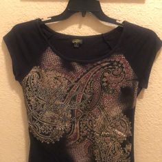 Rare Htf Gorgeous Nwot South Pole Women’s Scoop Neck Diamond/Rhinestone Blinged Out Top. Sparkling Gold Glitter Accents This Top. Size Large. South Pole, Fancy Dresses, Gold Glitter, Scoop Neck, Womens Tops, Glitter, Tops & Tees, Women Shopping, Gold