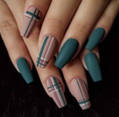 Plaid Nails, Stylish Nails Designs, Nail Design Inspiration, Simple Acrylic Nails, Striped Nails, Xmas Nails, Fall Nail, Coffin Nails Designs