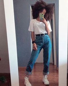 Look Grunge, Mom Jeans Outfit, Mode Inspiration, Looks Vintage