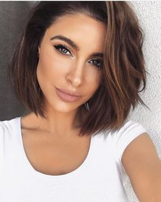 Image may contain: 1 person, closeup Short Brunette, Hair Color 2017, Popular Short Hairstyles, Brunette Balayage, Short Brown Hair, Penteado Cabelo Curto, Short Hairstyle